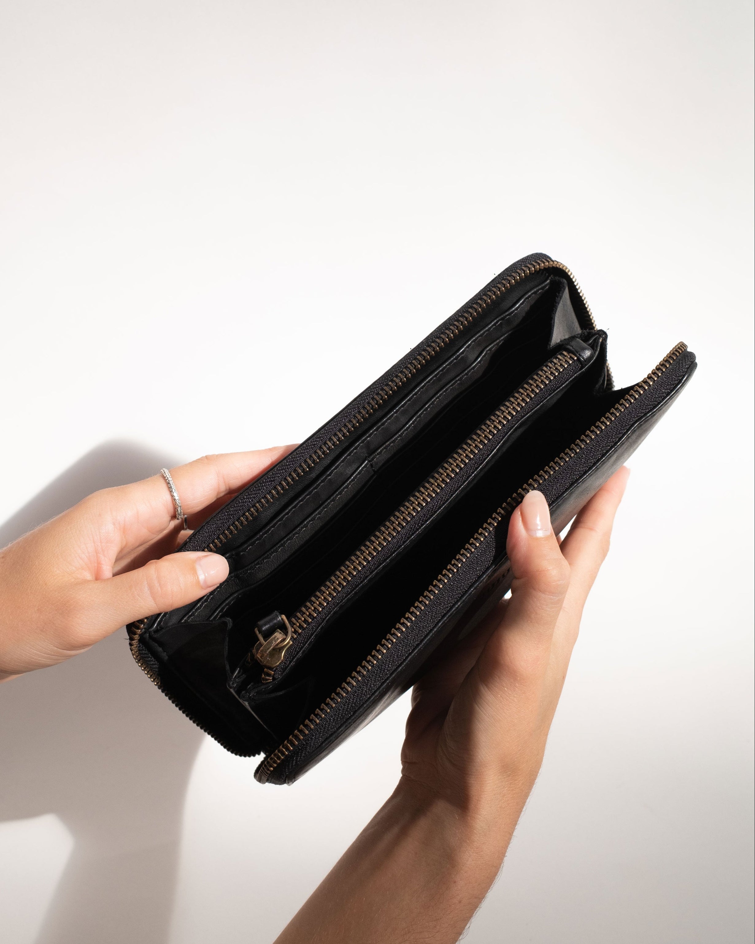 Slim Wallet Black