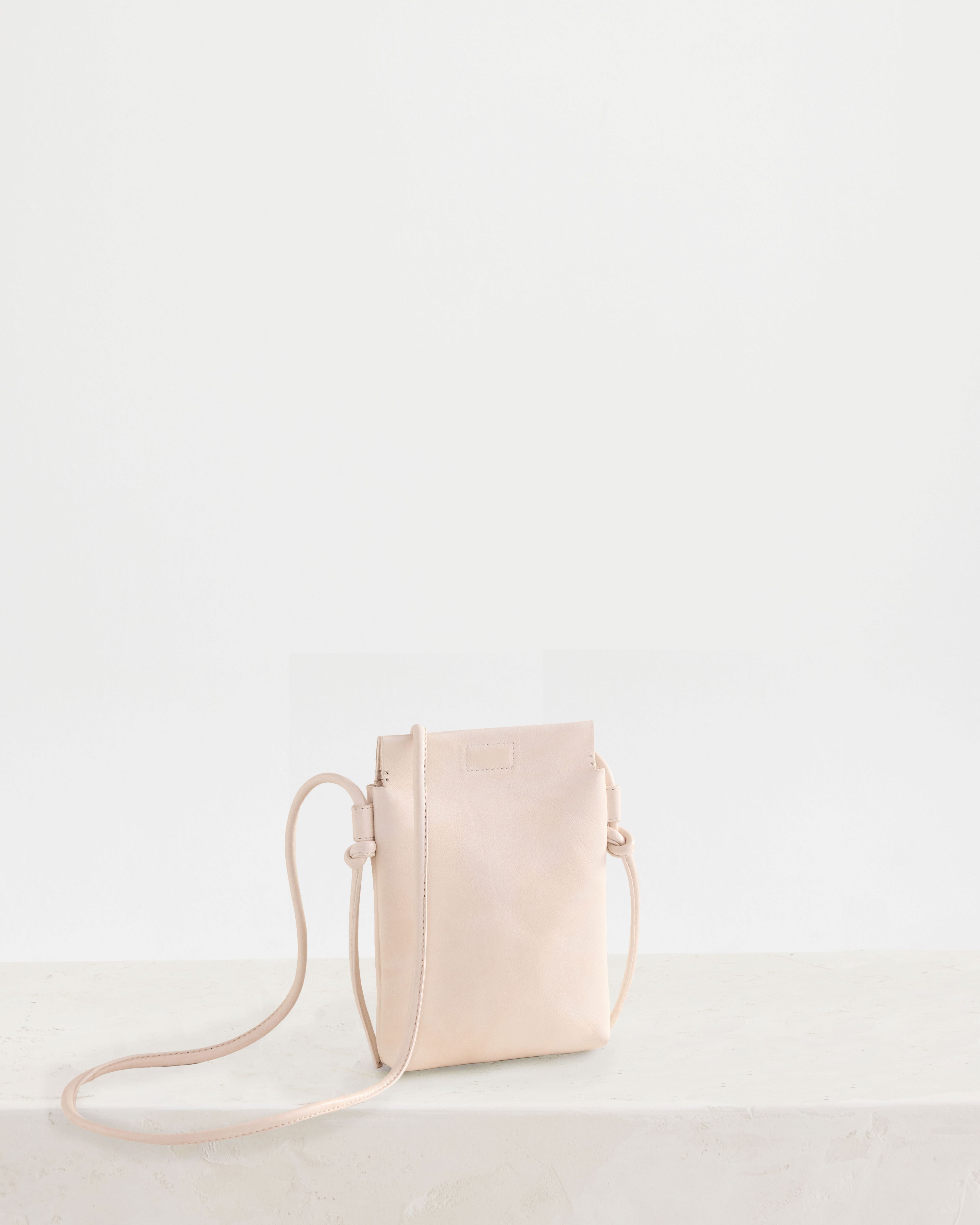 Marina Pouch Ivory