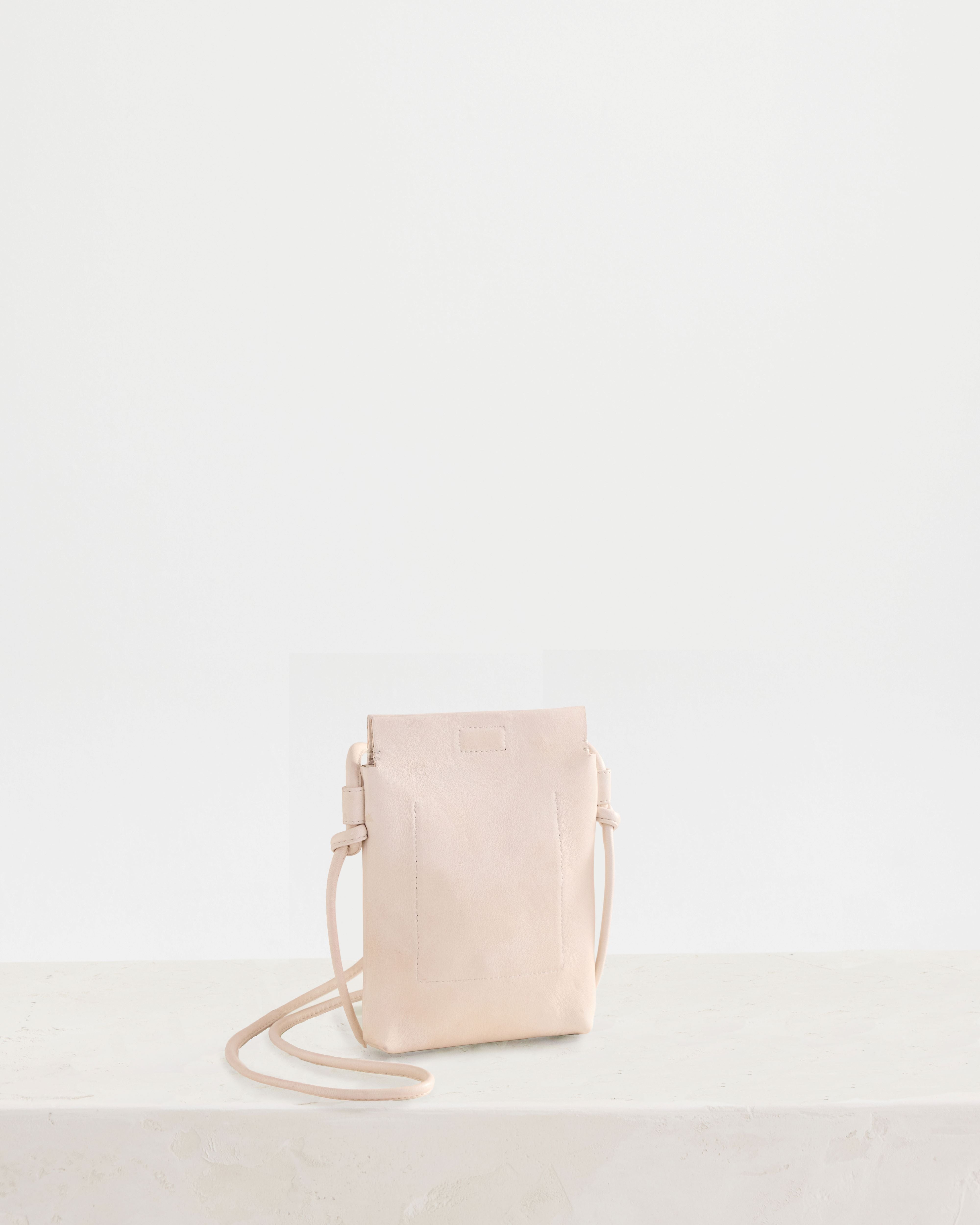 Marina Pouch Ivory