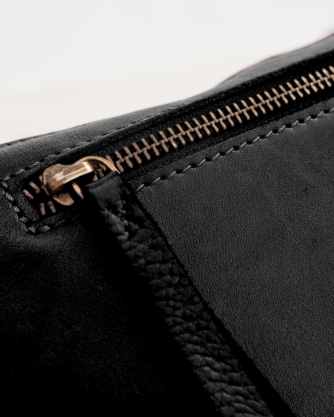 Monterey Crossbody Black
