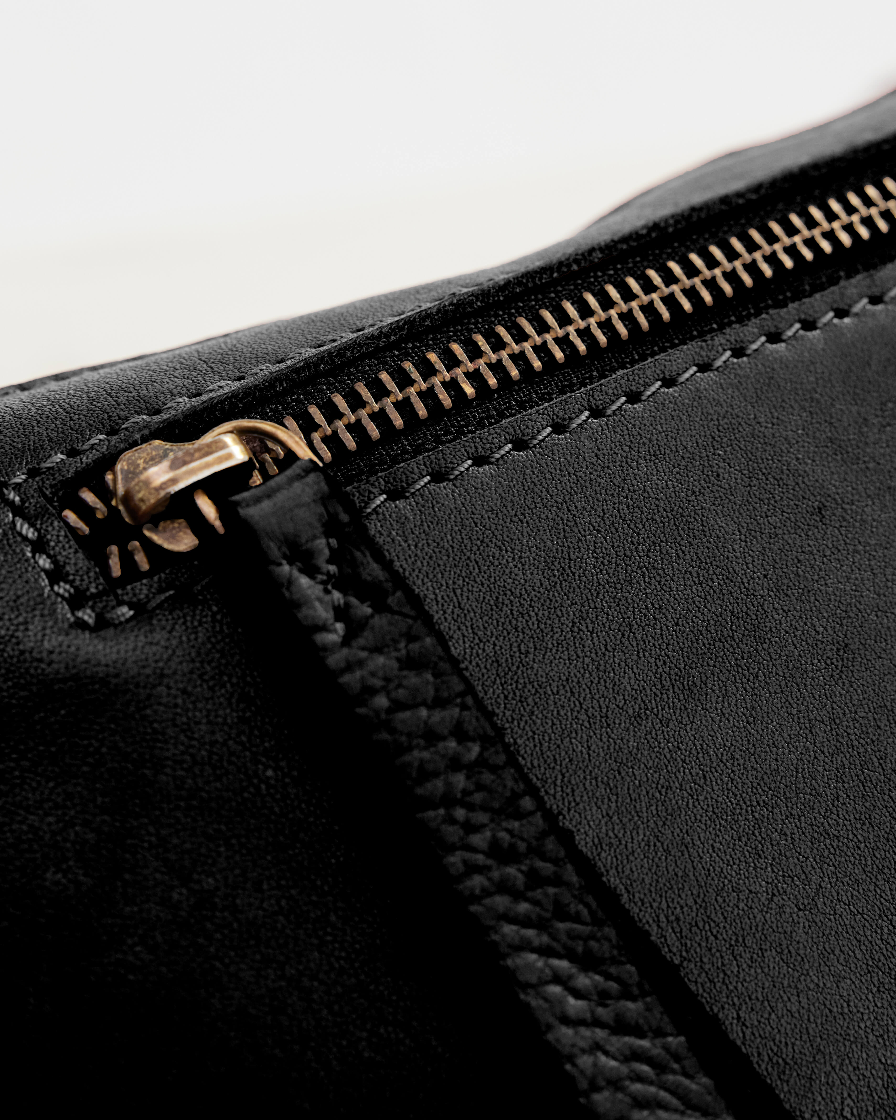Monterey Crossbody Black