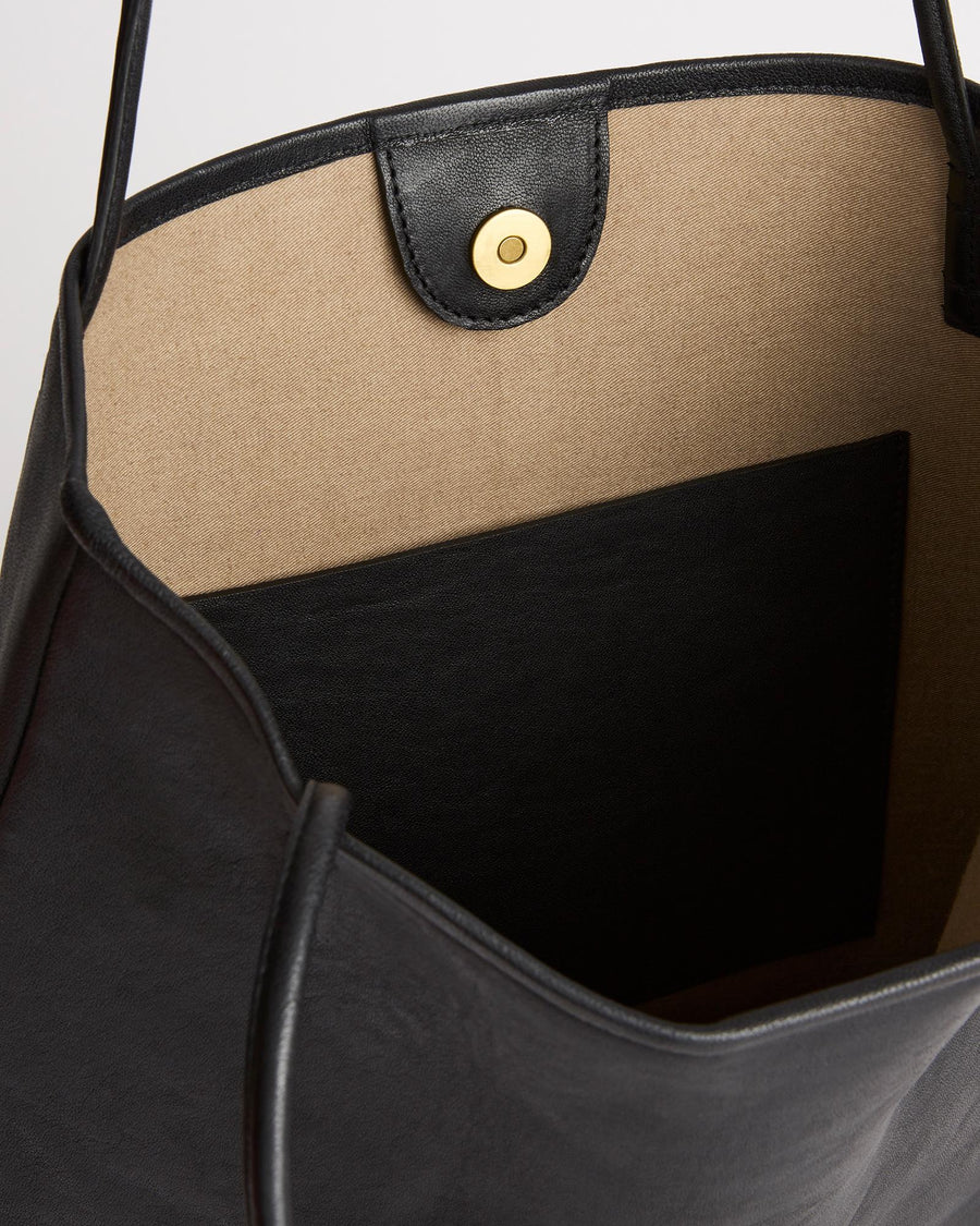 Logan Tote Black