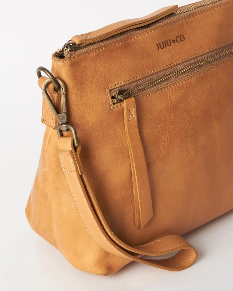 Large Essential Pouch Tan