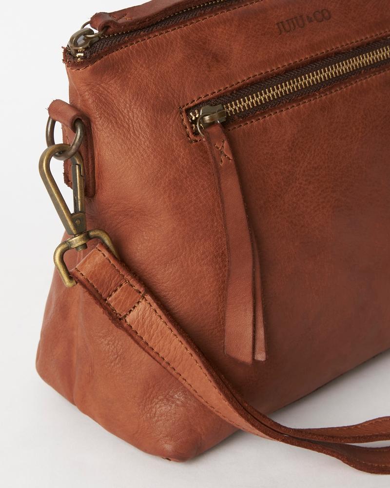 Large Essential Pouch Cognac