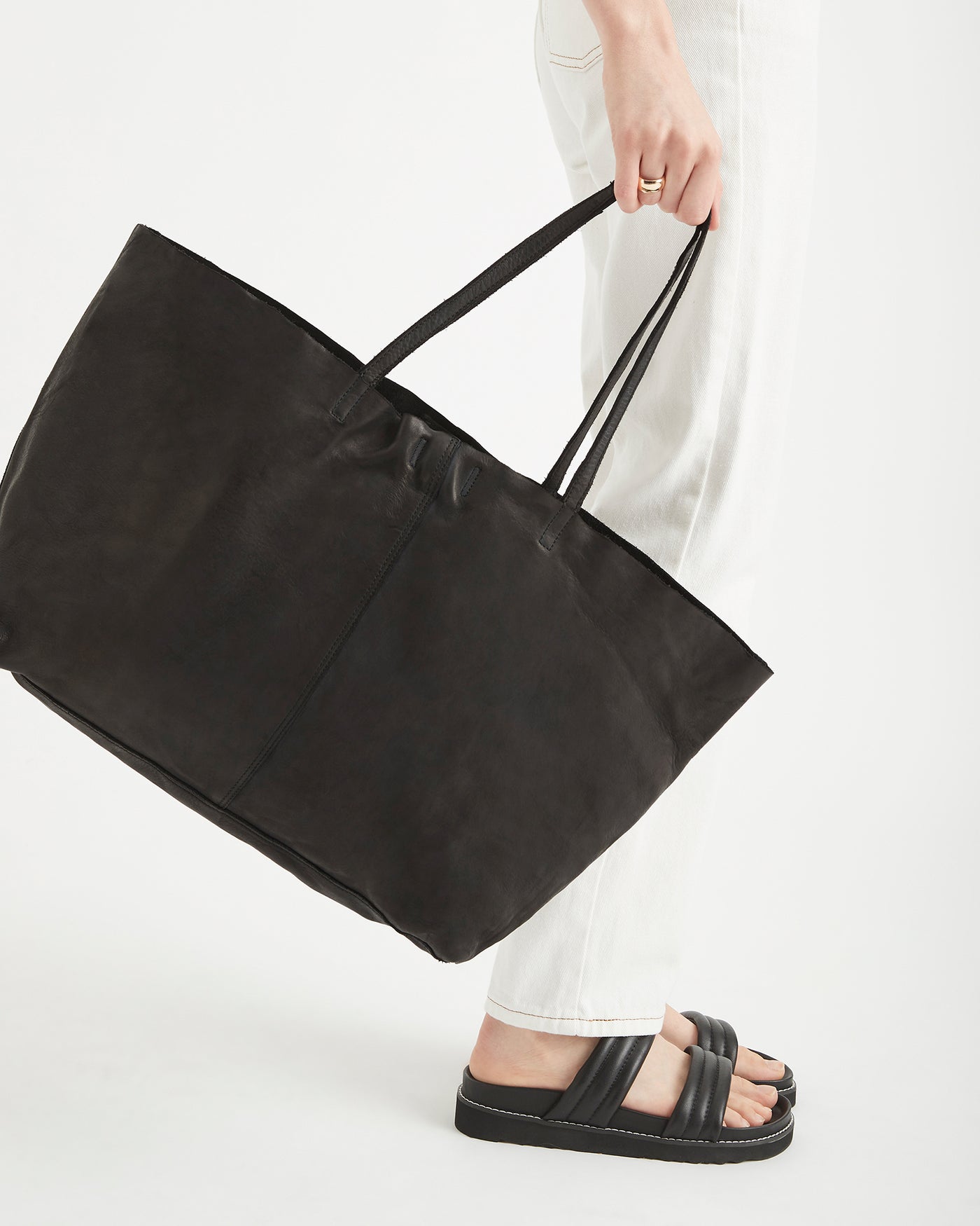 Unlined Tote Black