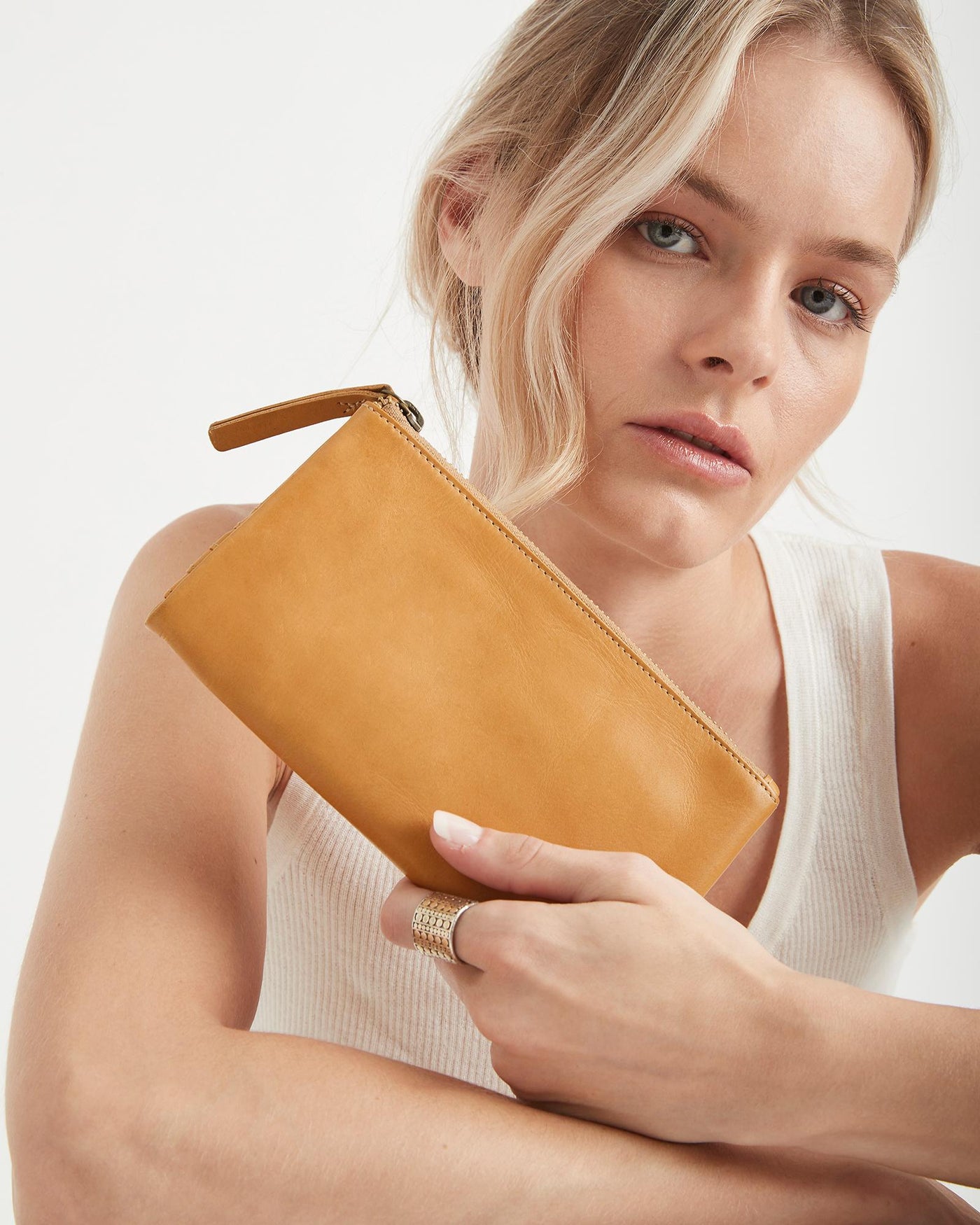 Large Capri Wallet Tan