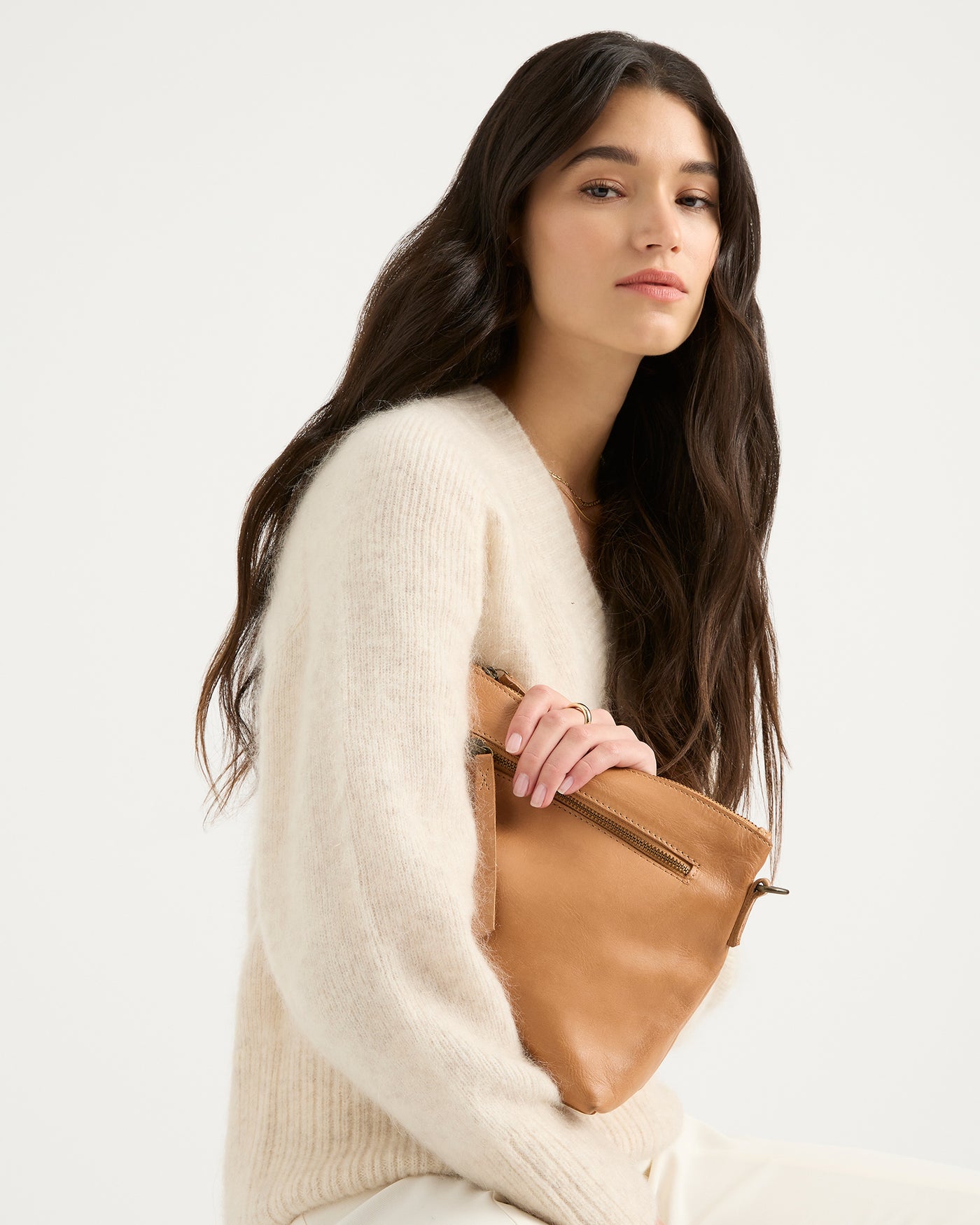 Large Essential Pouch - Tan