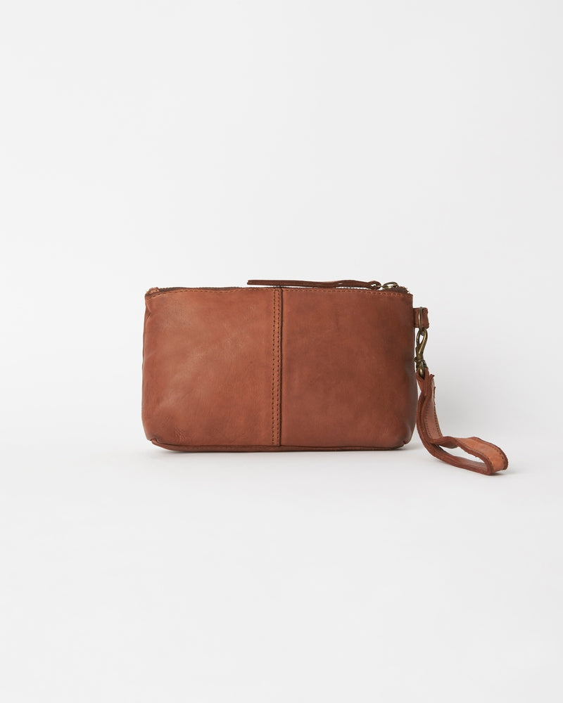 Small Essential Pouch - Cognac